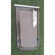 Angol első ablak_jobb_104 400x717/680