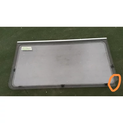 Oldal/hátsó ablak_22 1646x872