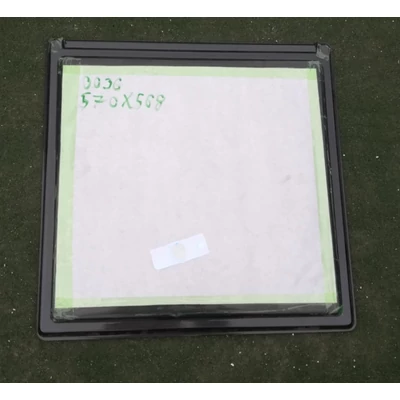 Oldal ablak_36 570 mm x 568