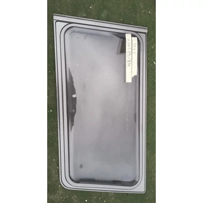 Angol első ablak_jobb_45 476x892/834