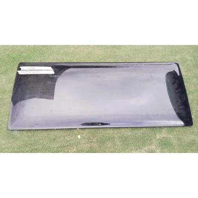 Oldal/hátsó ablak_54 1193x492