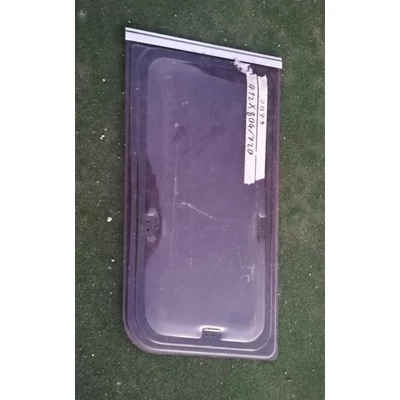 Angol első ablak_jobb_79 412x804/720