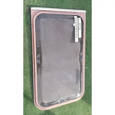 Angol első ablak_bal_90 501/468x860/835