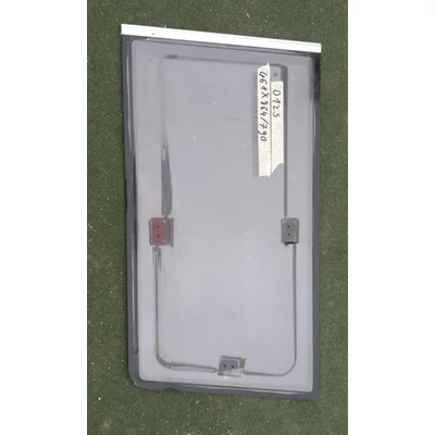 Angol első ablak_bal_125 461x864/790