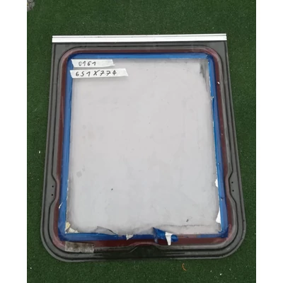 Oldal ablak_161 651x774